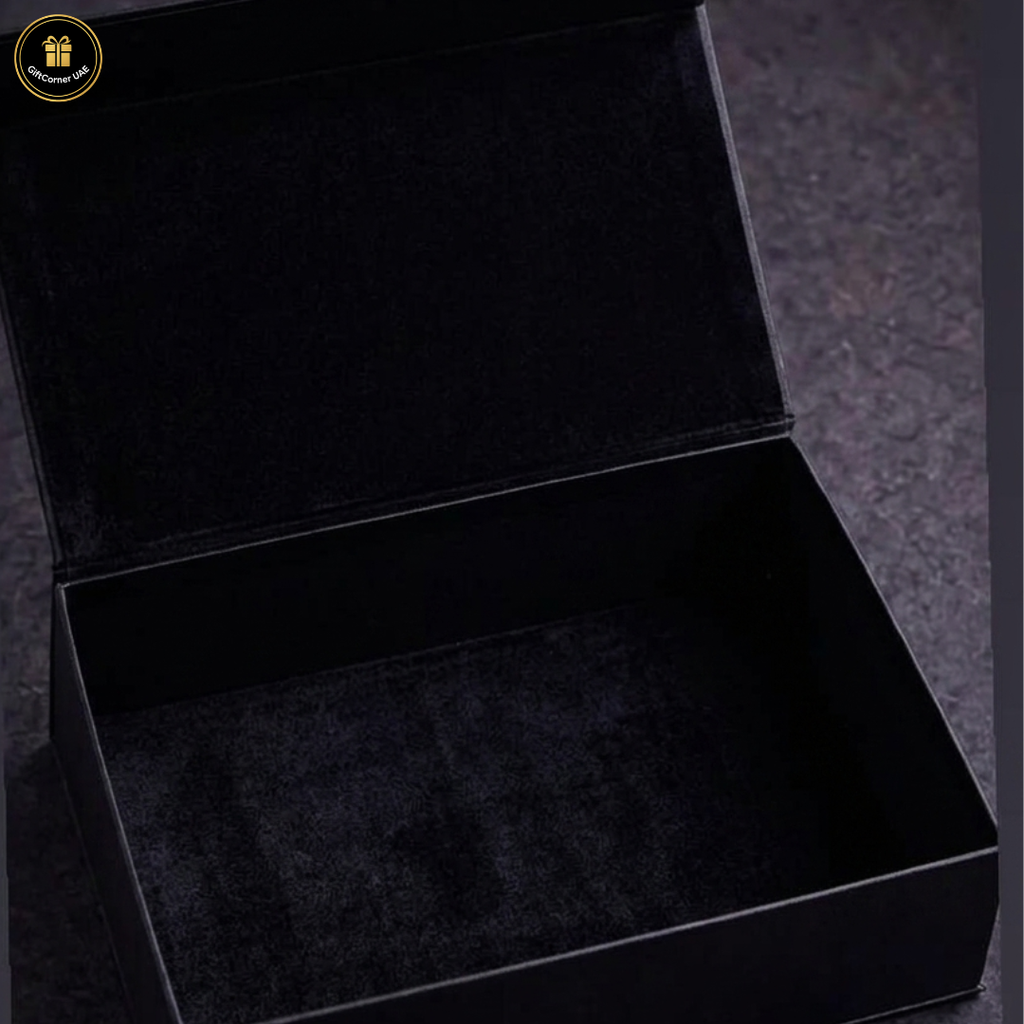 Size & Color Options For Gift Box